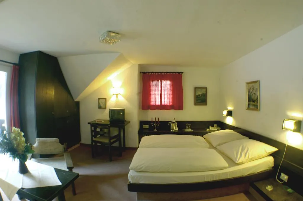 Hotel Friedenshoehe Oberammergau Germany